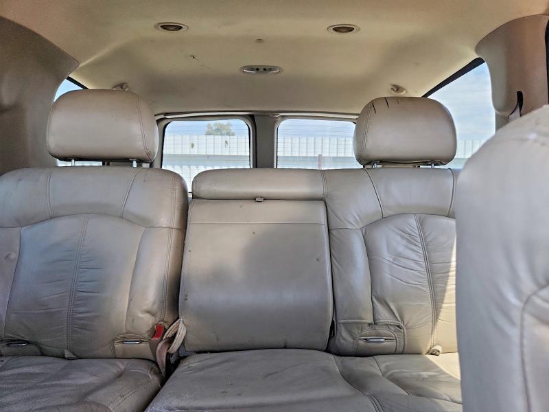 64286606 :رقم المزاد ، 1GNEC13TX2J100507 vin ، 2002 Chevrolet Tahoe مزاد بيع