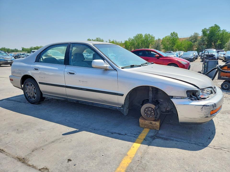 Продаж на аукціоні авто 1997 Honda Accord, vin: 1HGCD5639VA207621, номер лоту: 64299206