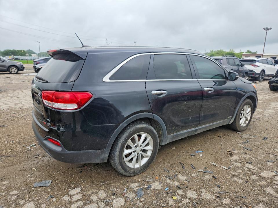64768146 :رقم المزاد ، 5XYPGDA53HG187994 vin ، 2017 Kia Sorento مزاد بيع
