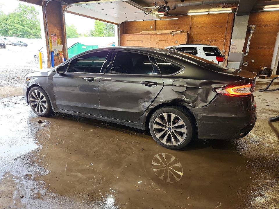 2020 Ford Fusion მანქანა იყიდება აუქციონზე, vin: 3FA6P0T97LR165084, აუქციონის ნომერი: 63896396