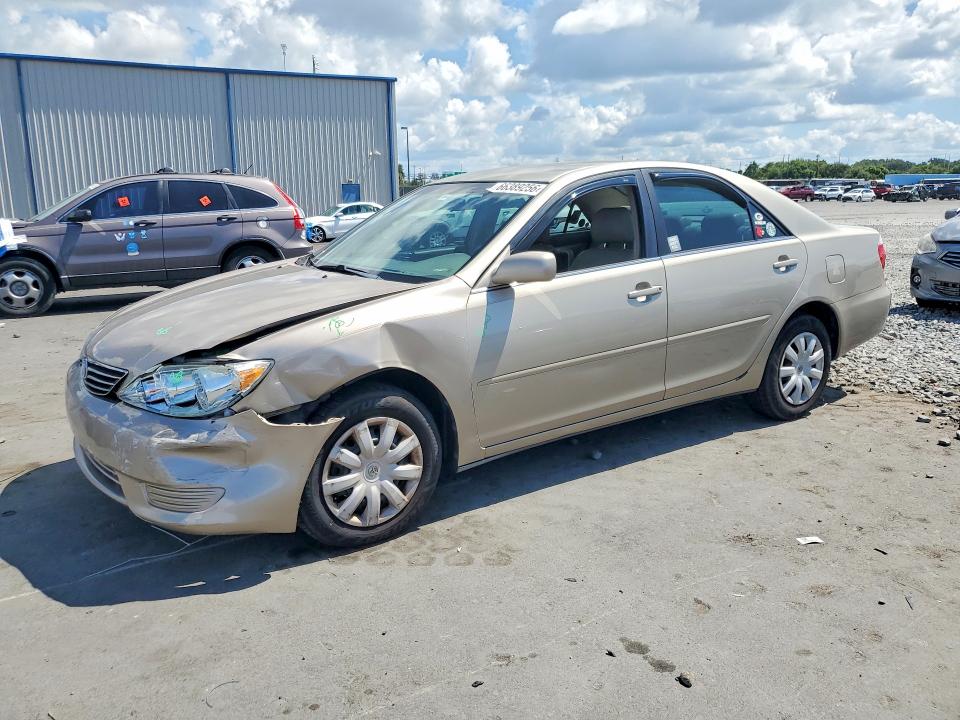 2005 Toyota Camry მანქანა იყიდება აუქციონზე, vin: 4T1BE32K95U035349, აუქციონის ნომერი: 66389256