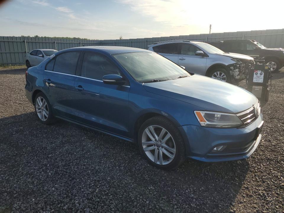 65449676 :رقم المزاد ، 3VWL07AJ8FM345454 vin ، 2015 Volkswagen Jetta مزاد بيع