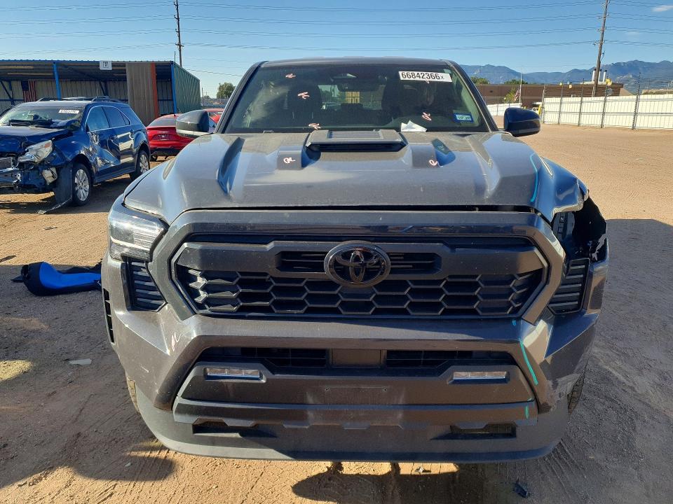 2024 Toyota Tacoma მანქანა იყიდება აუქციონზე, vin: 3TMKB5FN9RM015240, აუქციონის ნომერი: 66842366