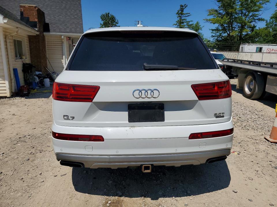 63997766 :رقم المزاد ، WA1LAAF75HD047155 vin ، 2017 Audi Q7 مزاد بيع