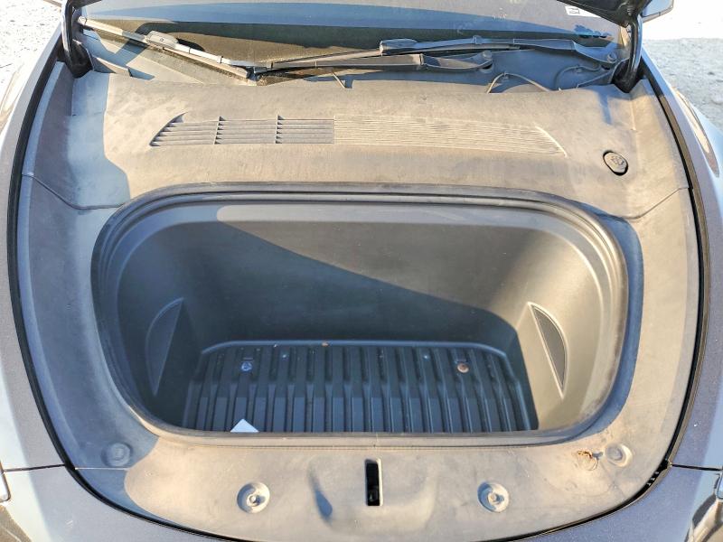 2021 Tesla Model Y მანქანა იყიდება აუქციონზე, vin: 5YJYGDEE6MF120323, აუქციონის ნომერი: 63945986