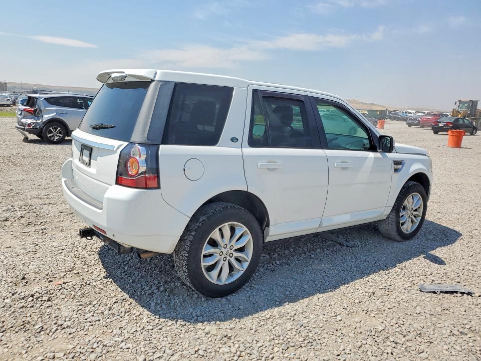 63882106 :رقم المزاد ، SALFR2BG4DH330892 vin ، 2013 Land Rover Lr2 مزاد بيع
