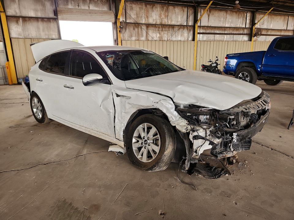 2018 Kia Optima მანქანა იყიდება აუქციონზე, vin: KNAGT4L37J5205402, აუქციონის ნომერი: 63808716