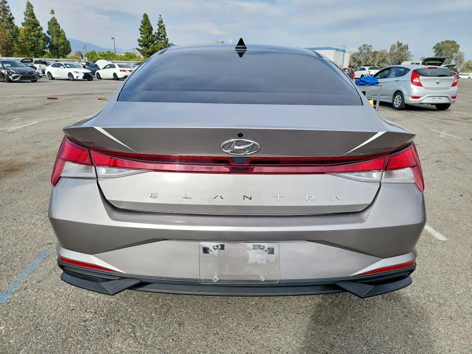 2021 Hyundai Elantra მანქანა იყიდება აუქციონზე, vin: KMHLL4AG1MU130094, აუქციონის ნომერი: 66780646