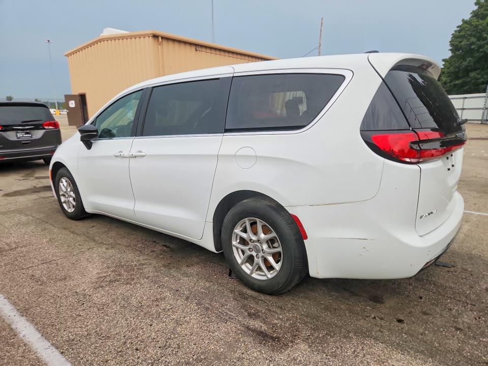 Продажа на аукционе авто 2025 Chrysler Pacifica, vin: 2C4RC1BG3SR554690, номер лота: 64741366