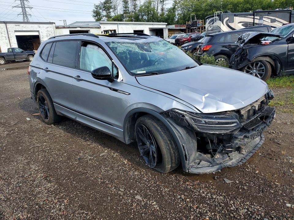 63106436 :رقم المزاد ، 3VV8B7AX7PM041123 vin ، 2023 Volkswagen Tiguan مزاد بيع