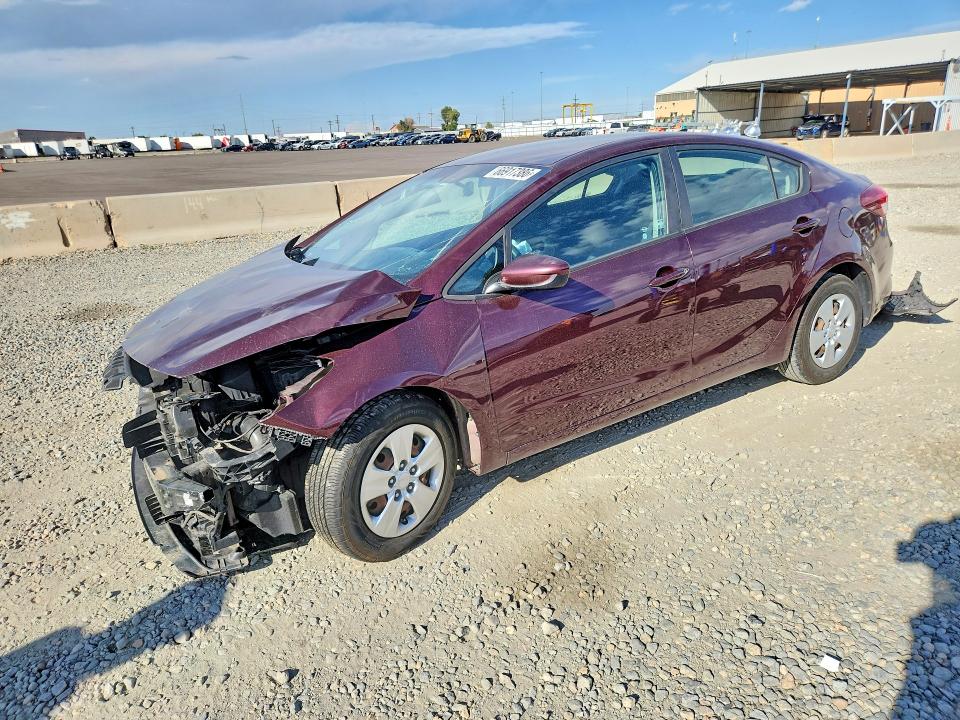 66917386 :رقم المزاد ، 3KPFL4A75JE164907 vin ، 2018 Kia Forte مزاد بيع