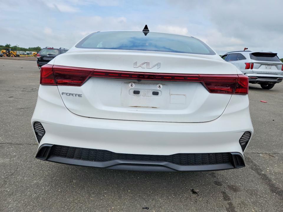 65517856 :رقم المزاد ، 3KPF24AD2PE505696 vin ، 2023 Kia Forte مزاد بيع