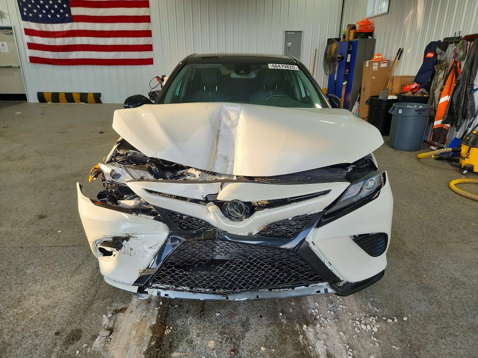 Продаж на аукціоні авто 2019 Toyota Camry, vin: 4T1B61HK7KU251558, номер лоту: 66479826