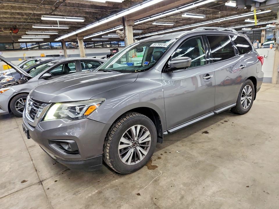 Продажа на аукционе авто 2017 Nissan Pathfinder, vin: 5N1DR2MM0HC689026, номер лота: 64798416