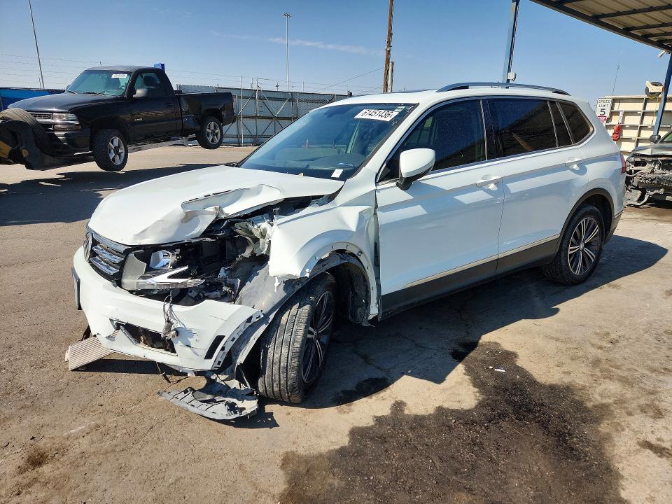 61451436 :رقم المزاد ، 3VV3B7AX2JM161851 vin ، 2018 Volkswagen Tiguan مزاد بيع