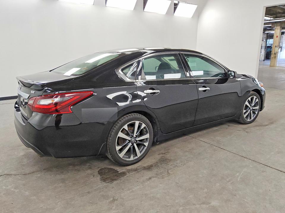 Aukcja sprzedaży 2017 Nissan Altima, vin: 1N4AL3AP4HC108405, numer aukcji: 63307176
