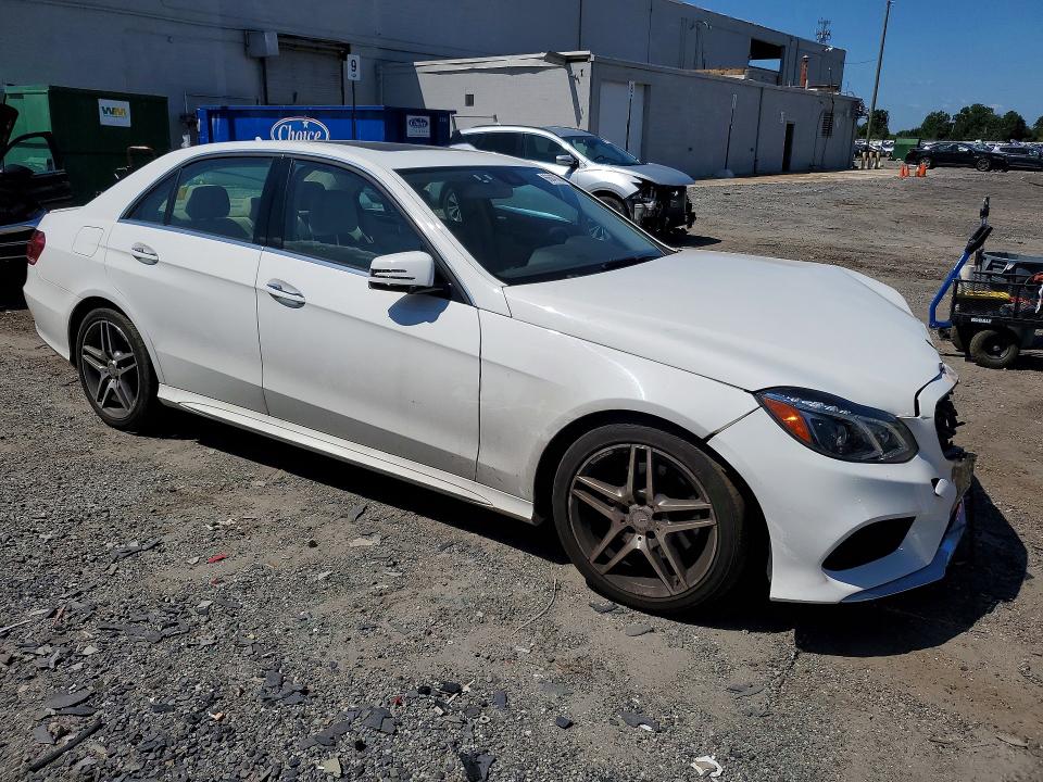 Продажа на аукционе авто 2016 Mercedes-benz E, vin: WDDHF8JB7GB216173, номер лота: 66647066