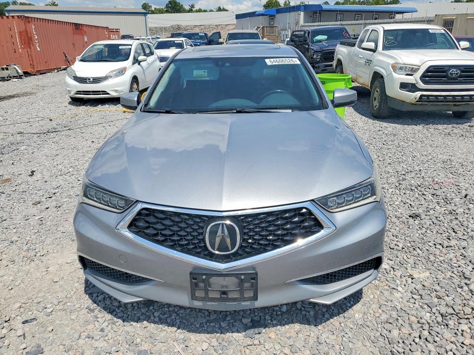 64606526 :رقم المزاد ، 19UUB1F52JA000213 vin ، 2018 Acura Tlx مزاد بيع