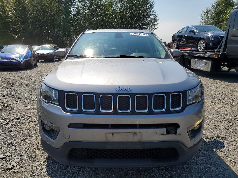 Продаж на аукціоні авто 2017 Jeep Compass, vin: 3C4NJDBB0HT652110, номер лоту: 61632616