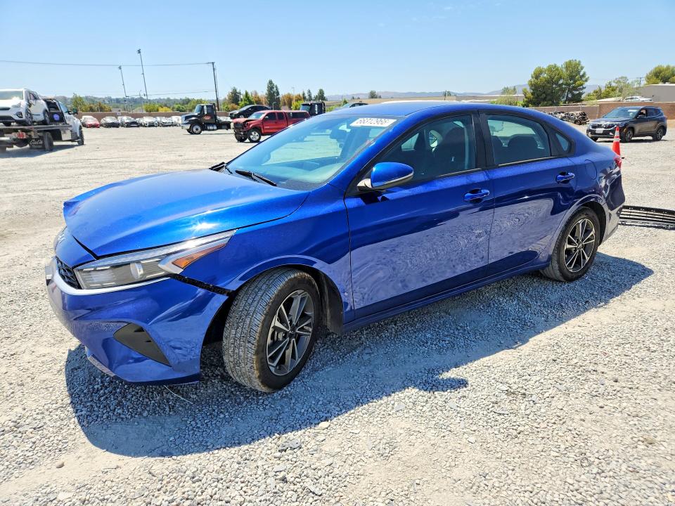 66312966 :رقم المزاد ، 3KPF24AD7PE670028 vin ، 2023 Kia Forte مزاد بيع