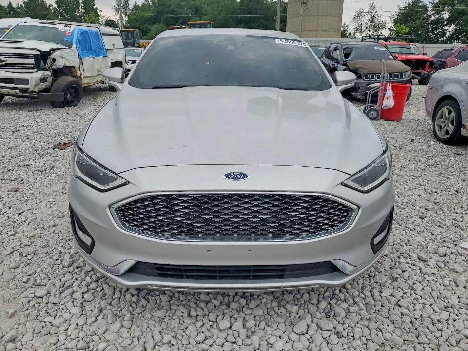 63865376 :رقم المزاد ، 3FA6P0K90KR254270 vin ، 2019 Ford Fusion مزاد بيع