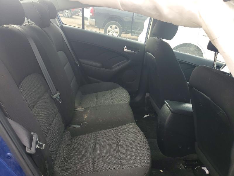 64417406 :رقم المزاد ، 3KPFK4A71HE115426 vin ، 2017 Kia Forte مزاد بيع