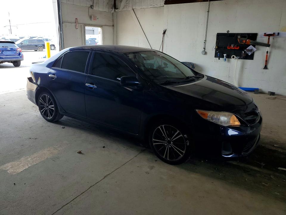 Продажа на аукционе авто 2013 Toyota Corolla, vin: 2T1BU4EE7DC106692, номер лота: 64077676