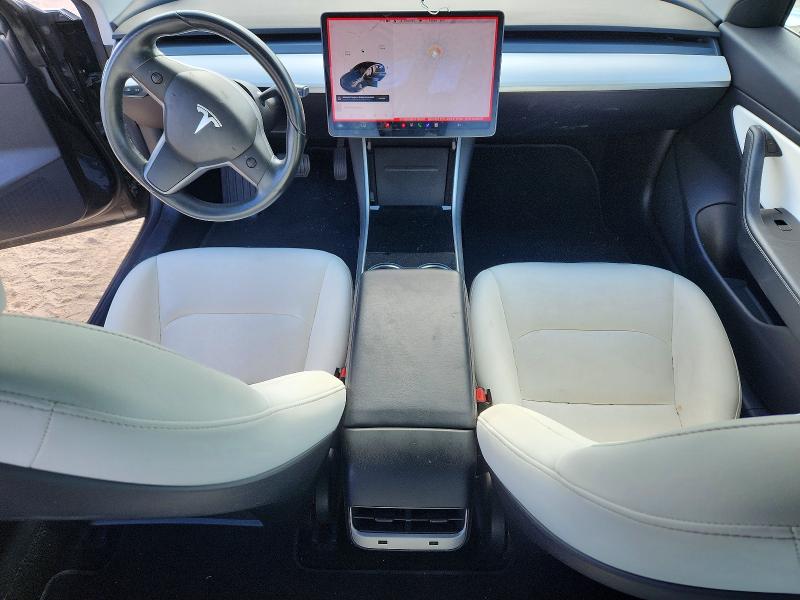 64111716 :رقم المزاد ، 5YJ3E1EB0KF195617 vin ، 2019 Tesla Model 3 مزاد بيع