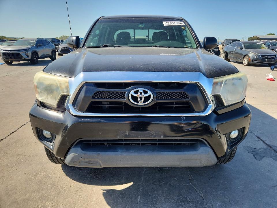 65116956 :رقم المزاد ، 5TFLU4EN2FX138202 vin ، 2015 Toyota Tacoma مزاد بيع