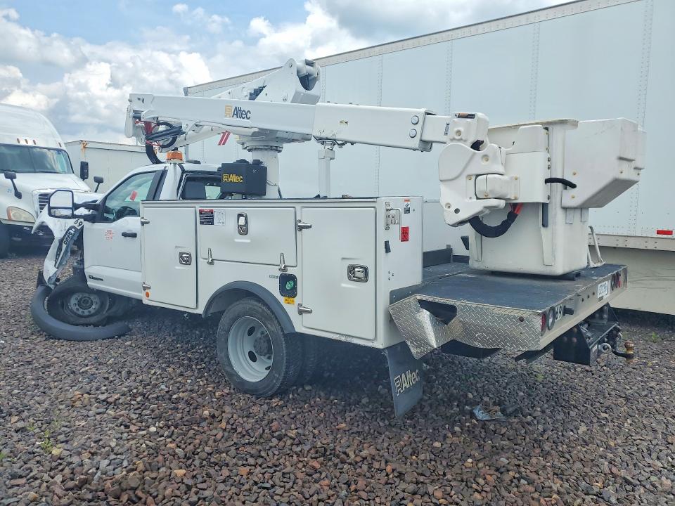 Продажа на аукционе авто 2023 Ford F550, vin: 1FDUF5HT6PDA10011, номер лота: 63212196