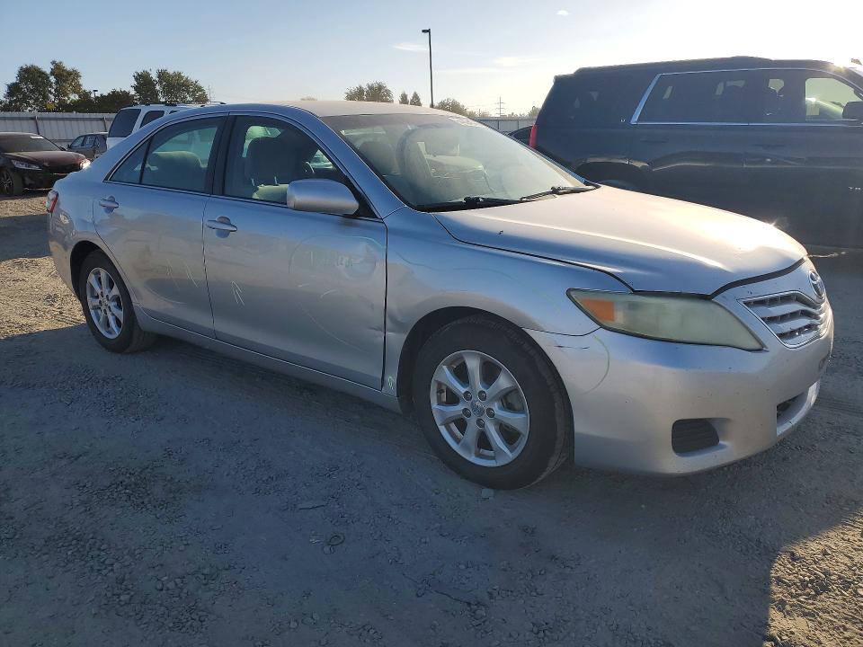 Aukcja sprzedaży 2011 Toyota Camry, vin: 4T1BF3EK7BU624422, numer aukcji: 64624546