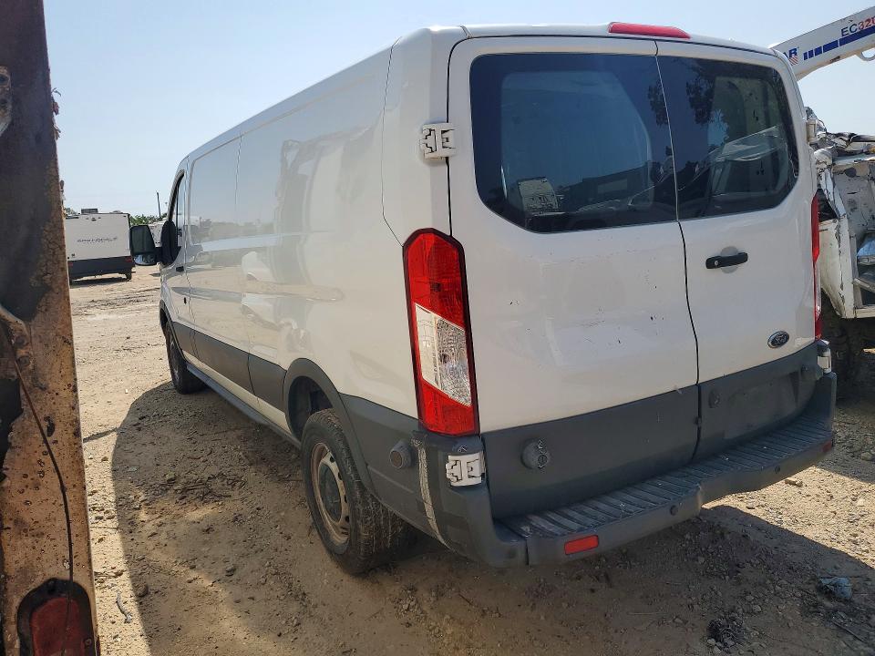 56481346 :رقم المزاد ، 1FTYR2YM9JKA27540 vin ، 2018 Ford Transit مزاد بيع