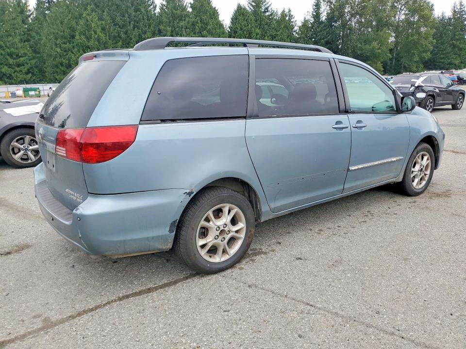 64661796 :رقم المزاد ، 5TDBA22C44S021879 vin ، 2004 Toyota Sienna مزاد بيع