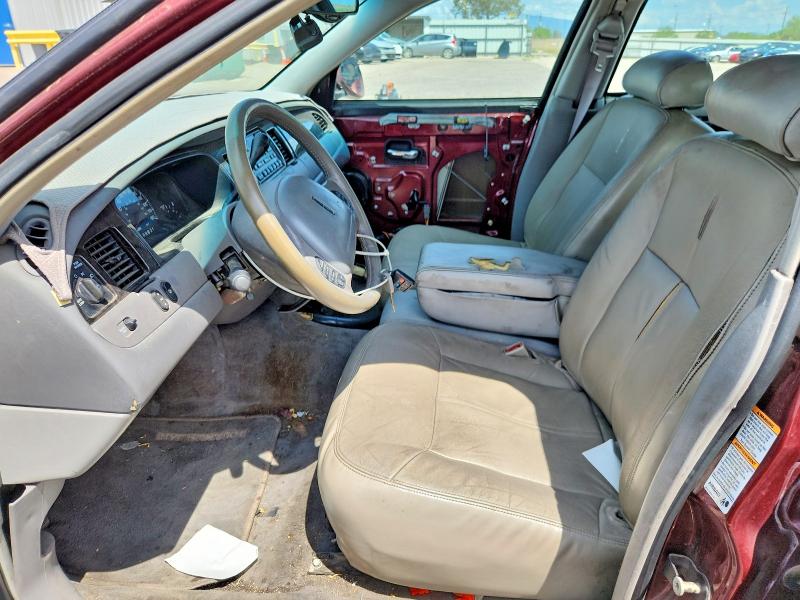 Продажа на аукционе авто 2001 Lincoln Town Car, vin: 1LNHM82W01Y629795, номер лота: 65164786