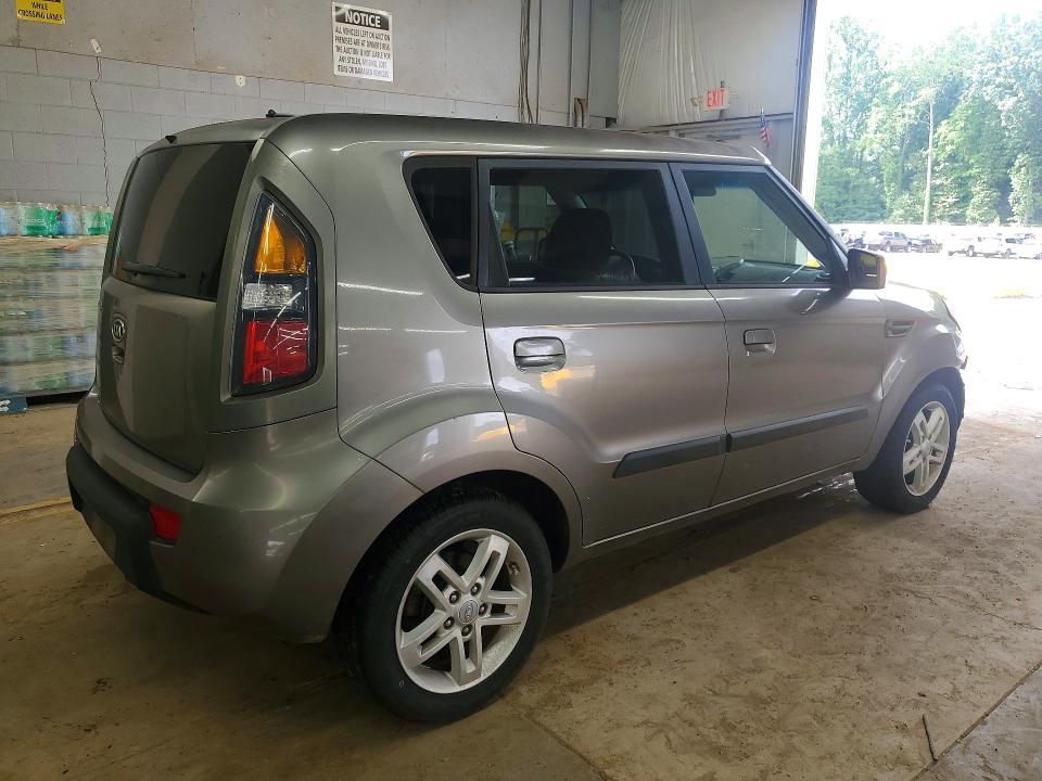 63834816 :رقم المزاد ، KNDJT2A29A7155887 vin ، 2010 Kia Soul مزاد بيع