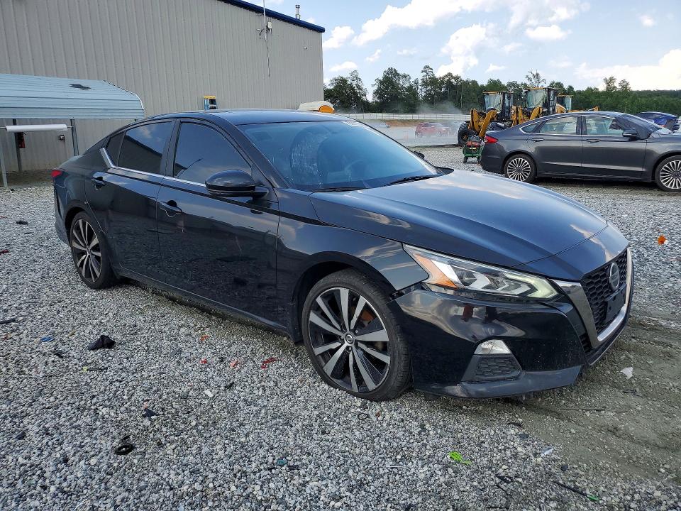 64476996 :رقم المزاد ، 1N4BL4CV2KC104835 vin ، 2019 Nissan Altima مزاد بيع