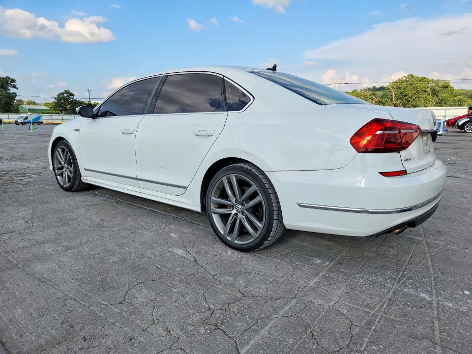 Продажа на аукционе авто 2017 Volkswagen Passat, vin: 1VWDT7A3XHC008947, номер лота: 65515156