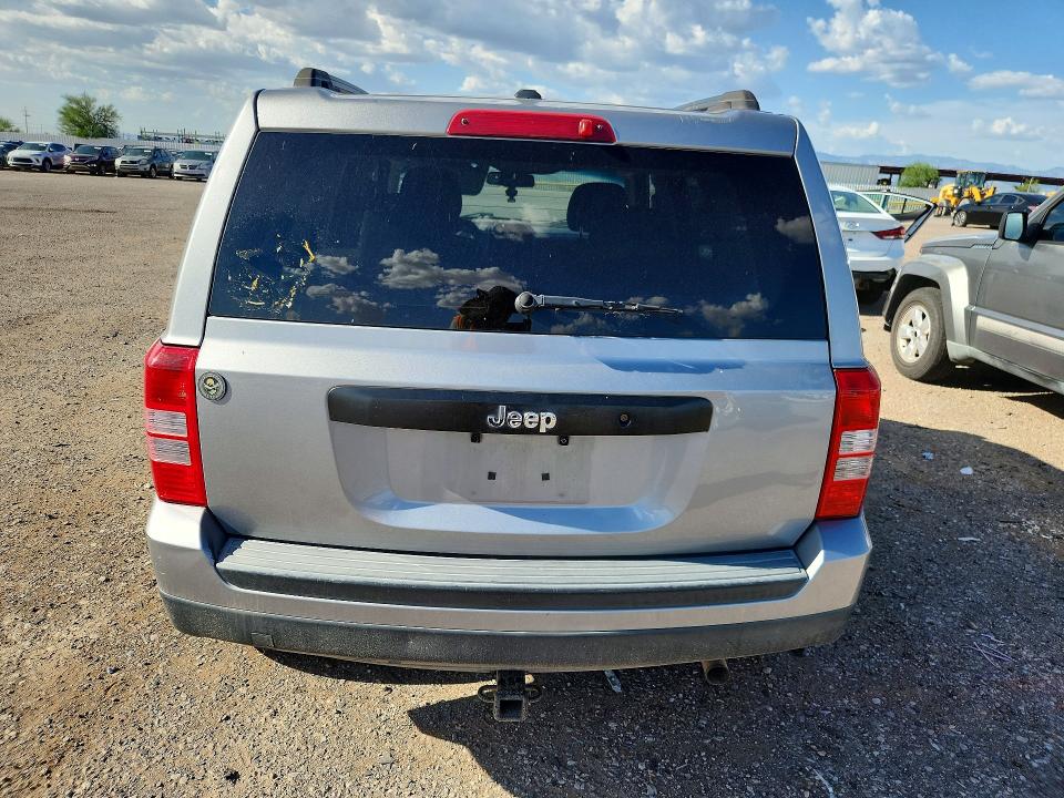 65354646 :رقم المزاد ، 1C4NJPBA9GD775076 vin ، 2016 Jeep Patriot مزاد بيع