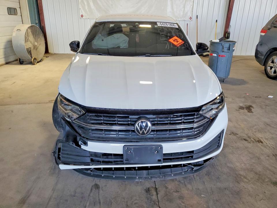 64281806 :رقم المزاد ، 3VWBM7BU6RM012800 vin ، 2024 Volkswagen Jetta مزاد بيع