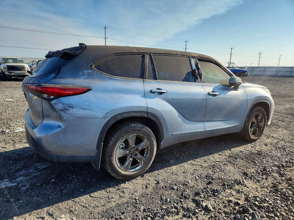 Продажа на аукционе авто 2021 Toyota Highlander, vin: 5TDBZRBH5MS127822, номер лота: 63588716
