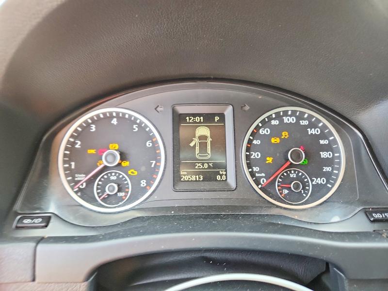 2015 Volkswagen Tiguan მანქანა იყიდება აუქციონზე, vin: WVGJV7AX3FW592487, აუქციონის ნომერი: 64284776
