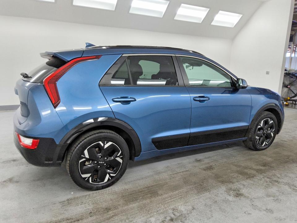 Продаж на аукціоні авто 2023 Kia Niro, vin: KNDCR3L17P5021370, номер лоту: 63343956