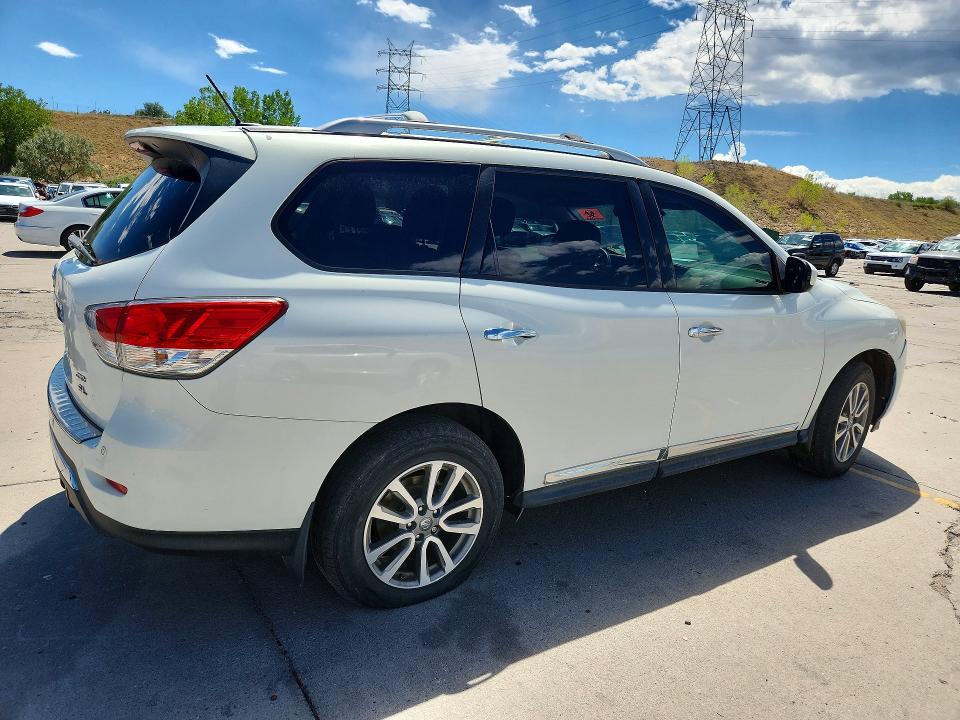 2014 Nissan Pathfinder მანქანა იყიდება აუქციონზე, vin: 5N1AR2MM3EC698222, აუქციონის ნომერი: 65828966