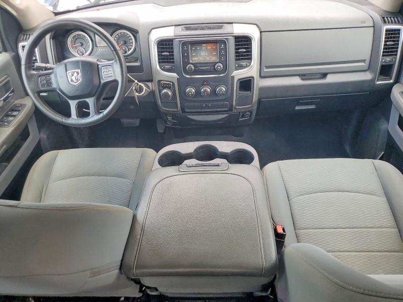 63519206 :رقم المزاد ، 1C6RR6TT6KS656563 vin ، 2019 Ram 1500 Classic مزاد بيع