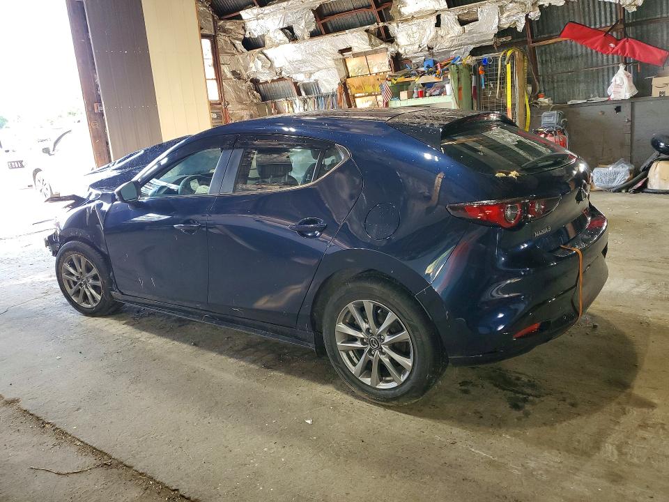 63685266 :رقم المزاد ، JM1BPAJL5N1513149 vin ، 2022 Mazda 3 مزاد بيع