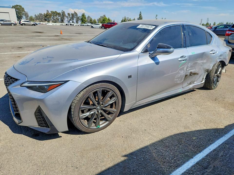 66736826 :رقم المزاد ، JTHBA1D23S5133962 vin ، 2025 Lexus Is 300 مزاد بيع