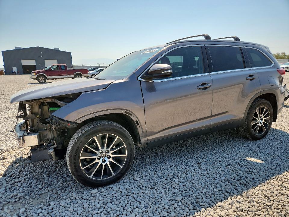 63606466 :رقم المزاد ، 5TDJZRFH1KS626216 vin ، 2019 Toyota Highlander مزاد بيع