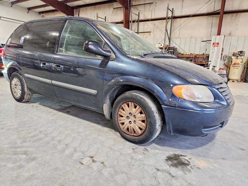 2007 Chrysler Town & Country მანქანა იყიდება აუქციონზე, vin: 1A4GJ45R57B248263, აუქციონის ნომერი: 64304726