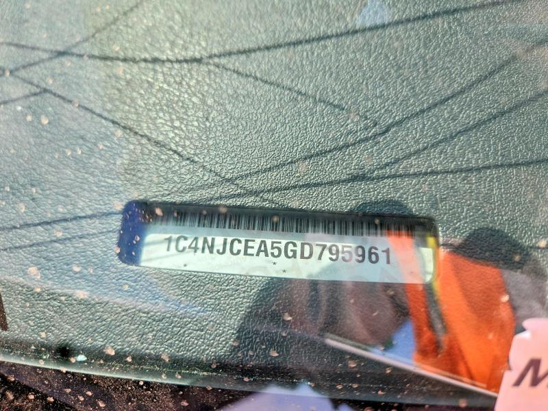 Продаж на аукціоні авто 2016 Jeep Compass, vin: 1C4NJCEA5GD795961, номер лоту: 64696056