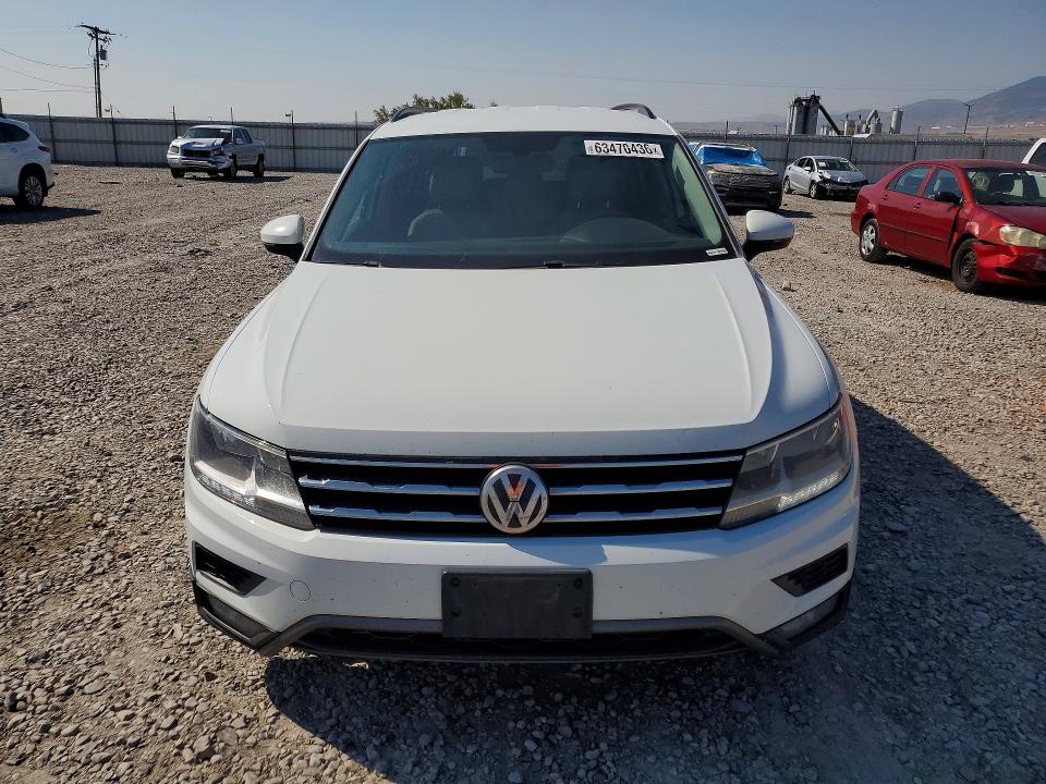 Продажа на аукционе авто 2018 Volkswagen Tiguan, vin: 3VV2B7AX4JM002406, номер лота: 63470436